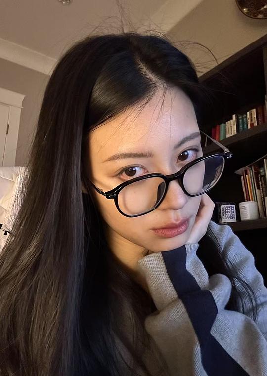 蔡奕星照片