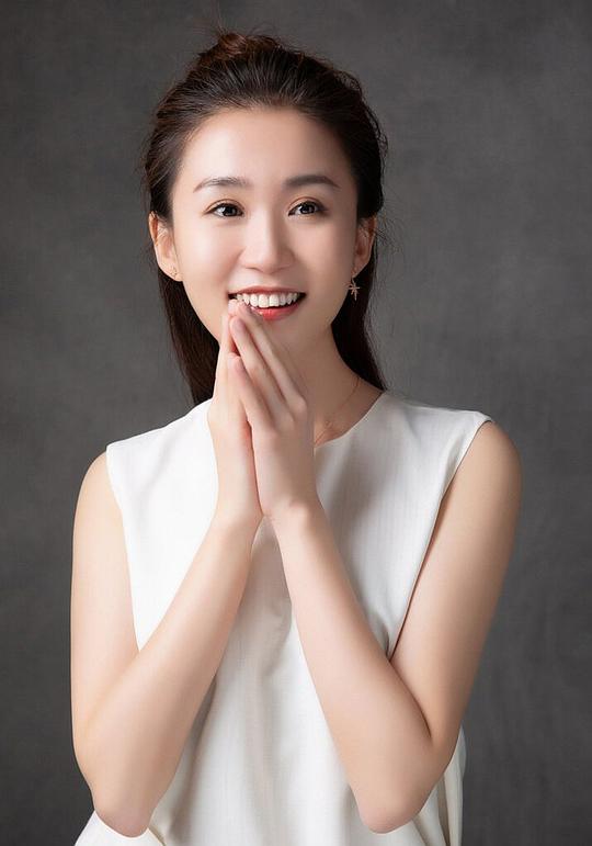 佟心竹 Xinzhu Tong照片