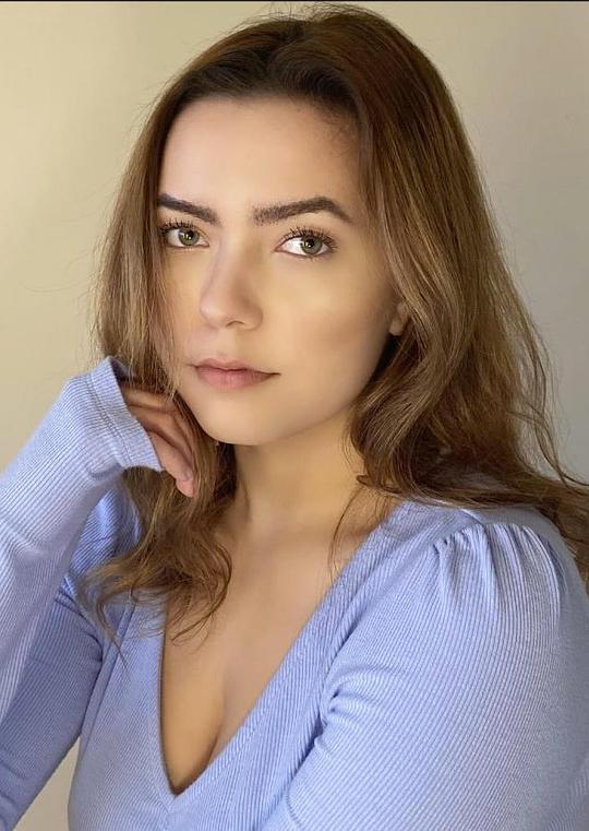 布里特尼·纳斯伦德 Brittney Naslund照片