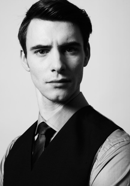 哈里·劳埃德 Harry Lloyd照片
