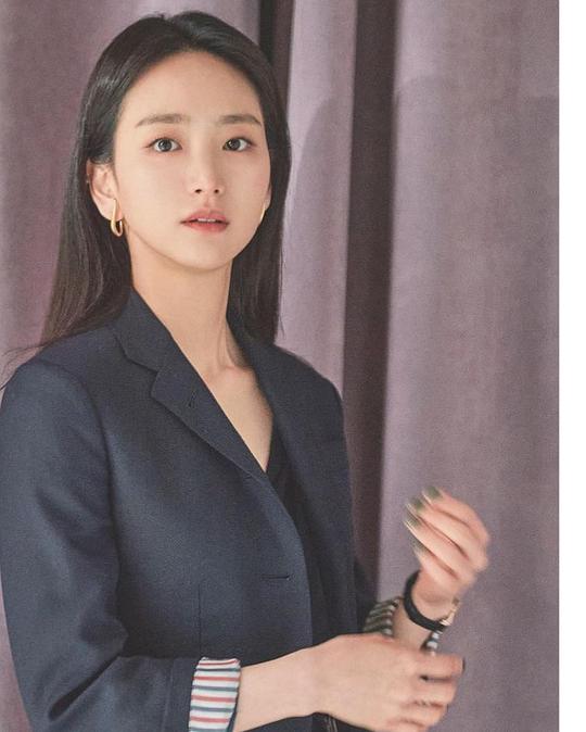 元真儿 Jin-ah Won照片
