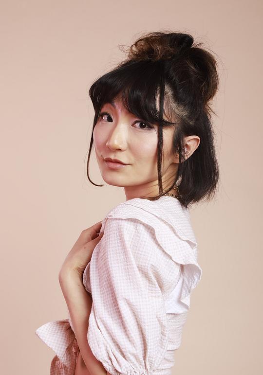 柳波 Poppy Liu照片