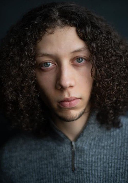 约书亚·弗雷特-路夫林 Joshua Frater-Loughlin照片