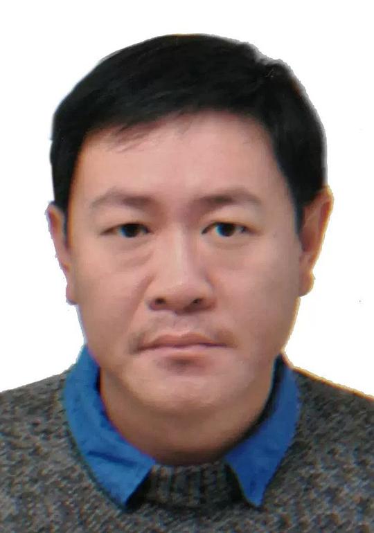 于鹏照片