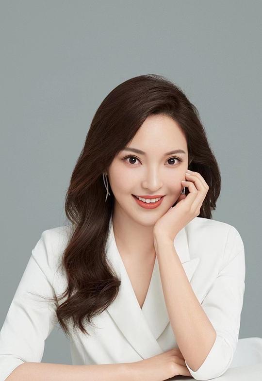 傲蕾 Lei Ao照片