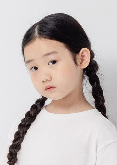 叶子绮 Nina Ye照片