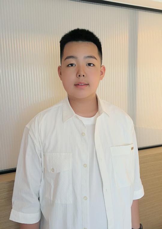 祖尚炳皓照片