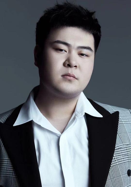 孟奥 Ao Meng照片