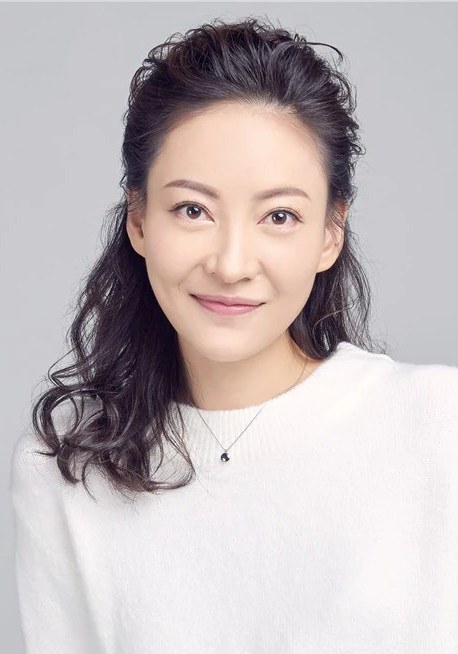 黄凰 Huang Huang照片