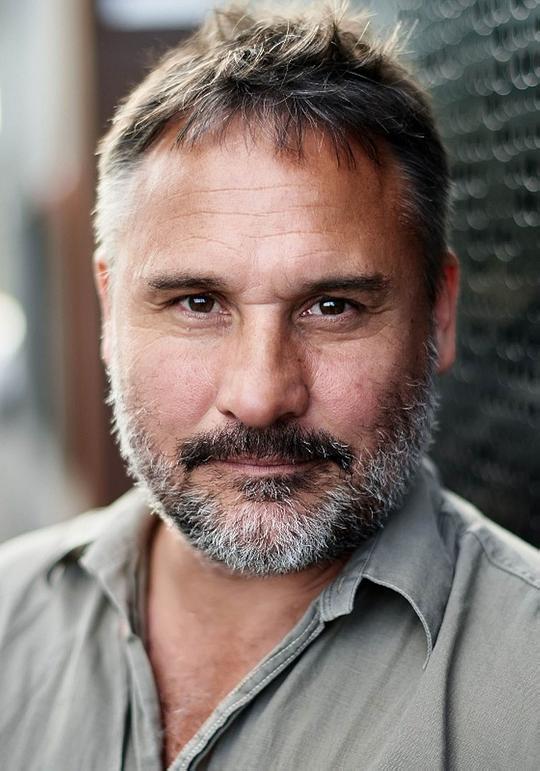 卢克·艾略特 Luke Elliot照片