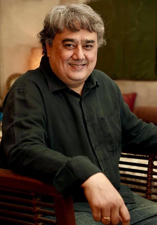 比平·纳德卡尔尼 Bipin Nadkarni照片