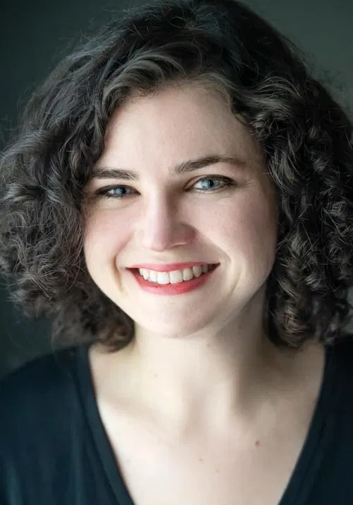 贝斯·科维诺 Beth Corvino照片