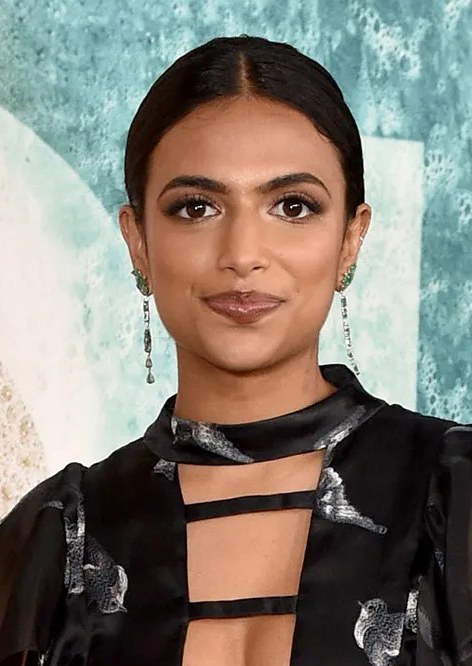 伊莎娜·沙马兰 Ishana Shyamalan照片