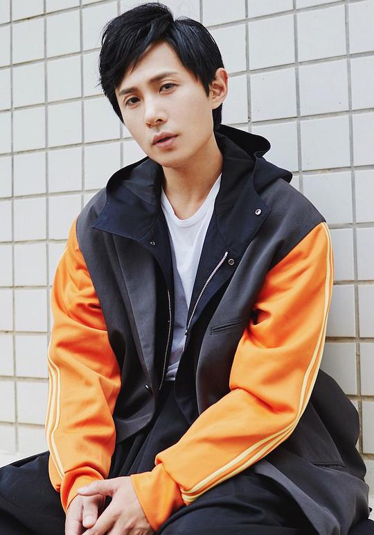 边江 Jiang Bian照片