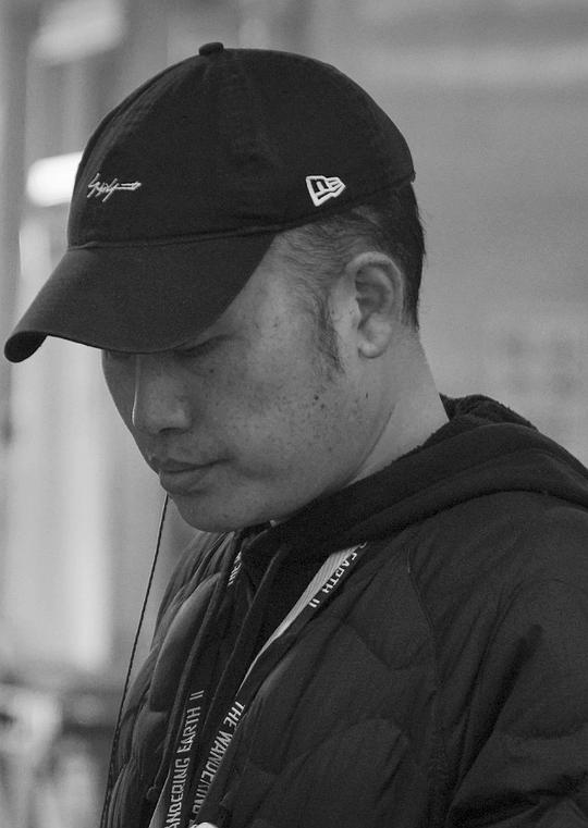 王珏文 Juewen Wang照片