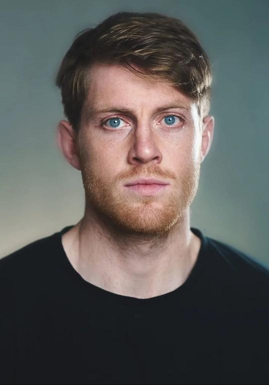 彼得·克拉菲 Peter Claffey照片