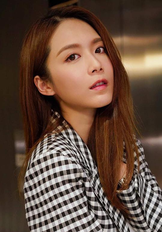 艾妮 Elly Lam照片