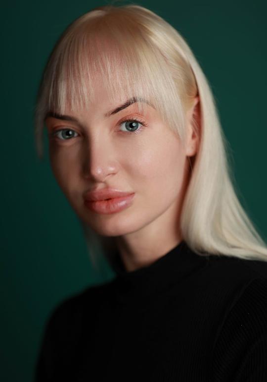 安杰丽卡·波波洛娃 Andzelika Bobrova照片