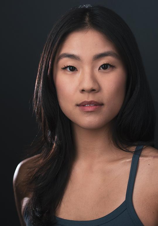 布丽吉特·金 Bridget Kim照片