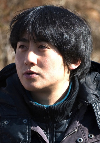 闵龙根 Yong-geun Min照片
