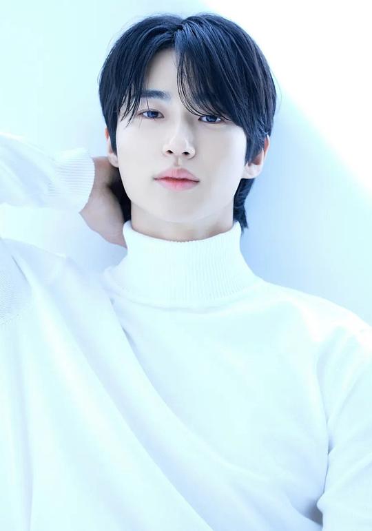 边佑锡 Byeon Woo-seok照片