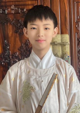 何沛祺 Peiqi He照片
