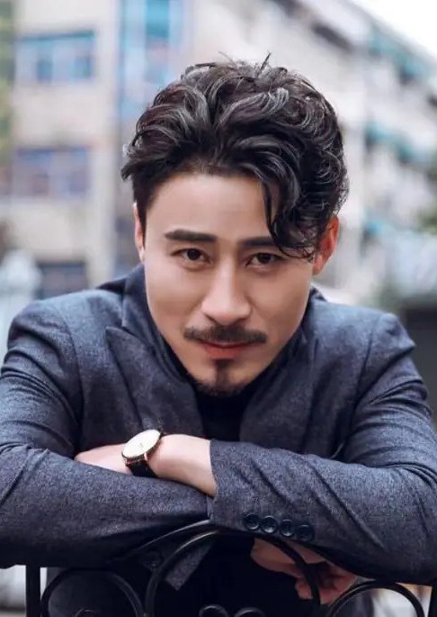 路顺 Shun Lu照片