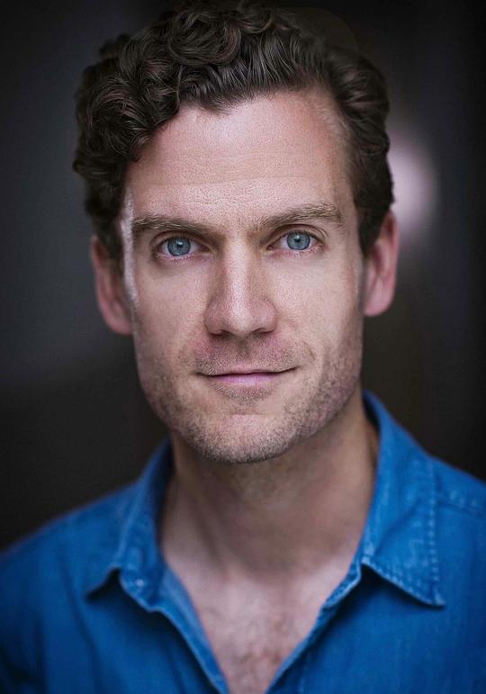 亚当·杰克逊-史密斯 Adam Jackson-Smith照片