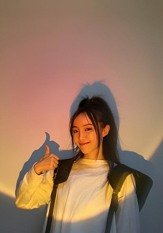 露西 Lucy照片