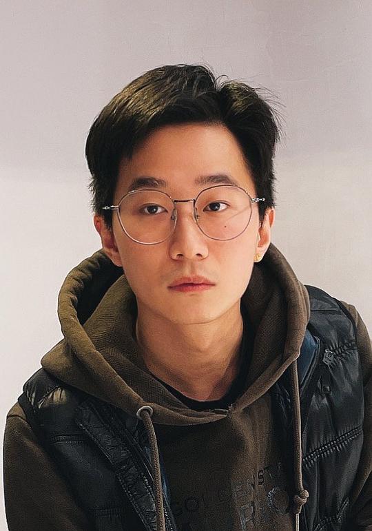 杨冷照片