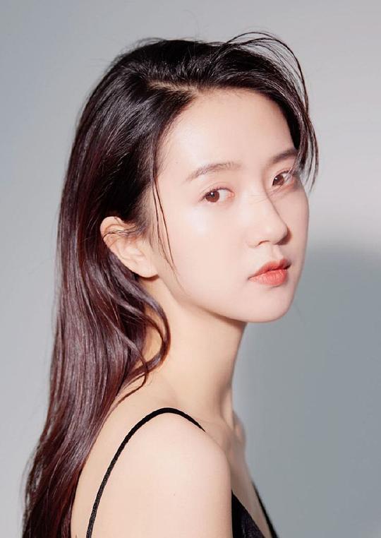 许龄月 Amelie Xu照片