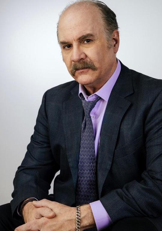 史蒂夫·班诺斯 Steve Bannos照片
