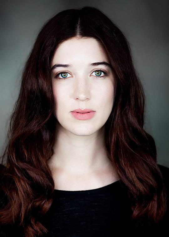 艾米·路易斯·威尔逊 Amy Louise Wilson照片