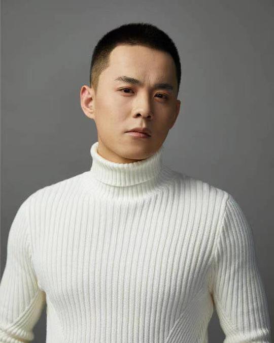 曲家辉 Jiahui Qu照片