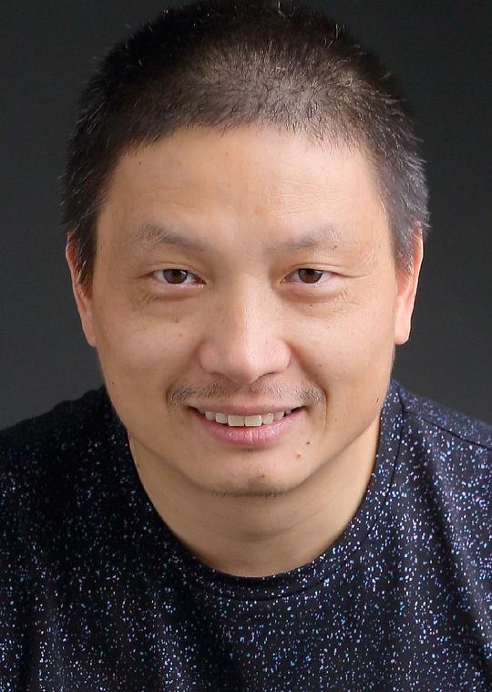 余飞 Fei Yu照片
