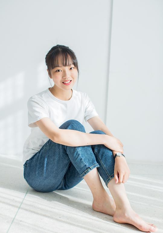 宁艺欣 Yixin Ning照片
