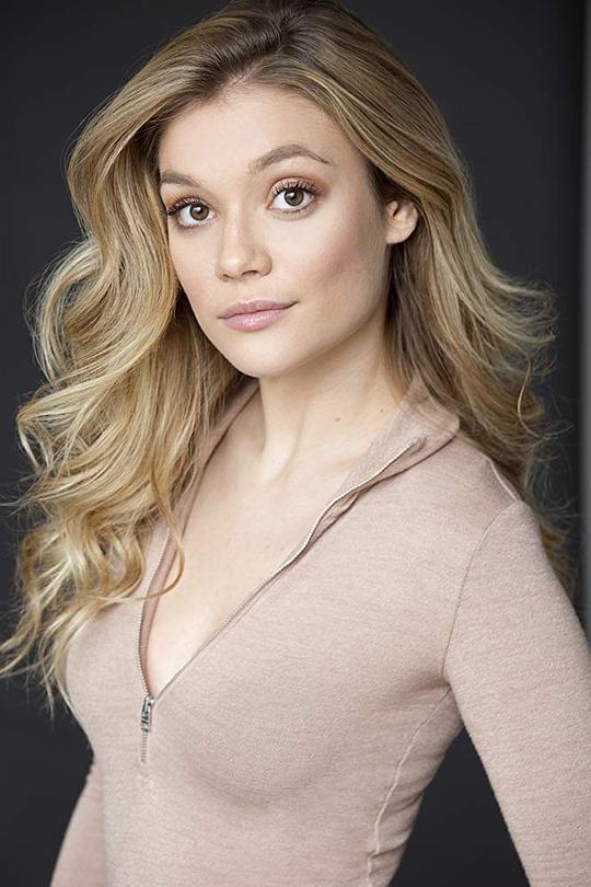 阿玛莉亚·威廉姆森 Amalia Williamson照片