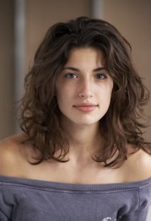 坦妮娅·雷蒙德 Tania Raymonde照片