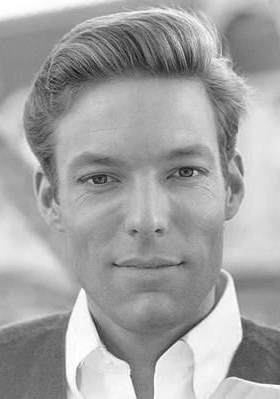 理查德·张伯伦 Richard Chamberlain照片