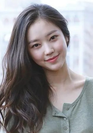 崔莉 Choi Ri照片