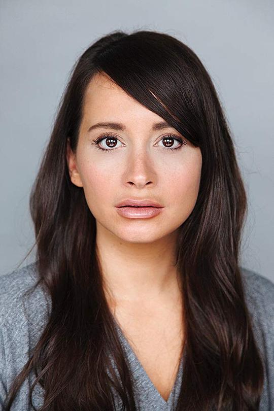 查利·蕾娅·埃斯奎尔 Charlie Rhea Esquér照片