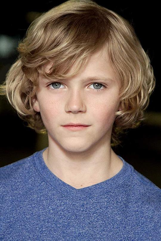特里斯坦·里格斯 Tristan Riggs照片