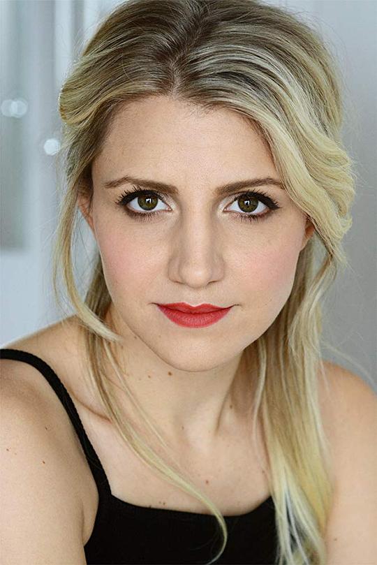 安娜莱吉·阿什福特 Annaleigh Ashford照片