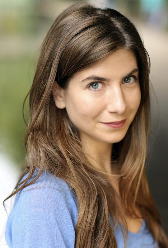 爱丽丝·麦卡锡 Alice McCarthy照片