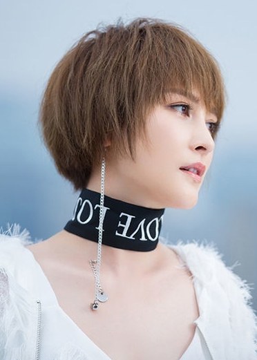 厉娜 Lina照片