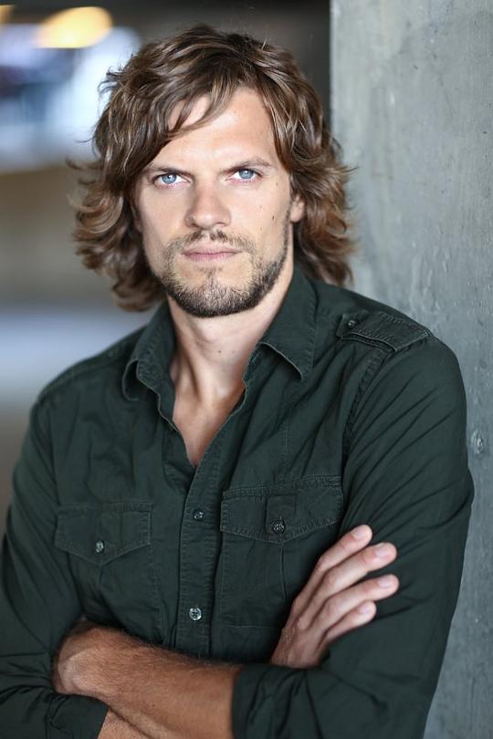 马特·埃利斯 Matt Ellis照片
