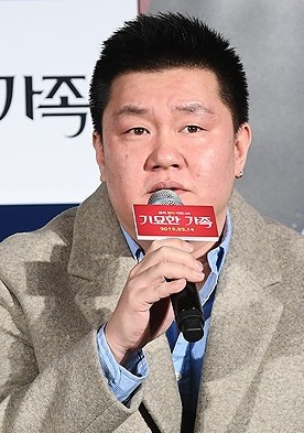 李珉才 Min-jae Lee照片