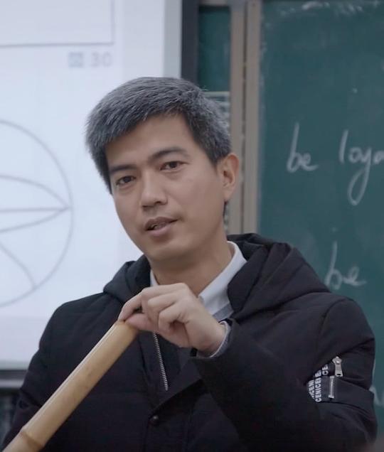 蔡鸿文照片