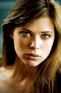 佩顿·利斯特 Peyton List照片