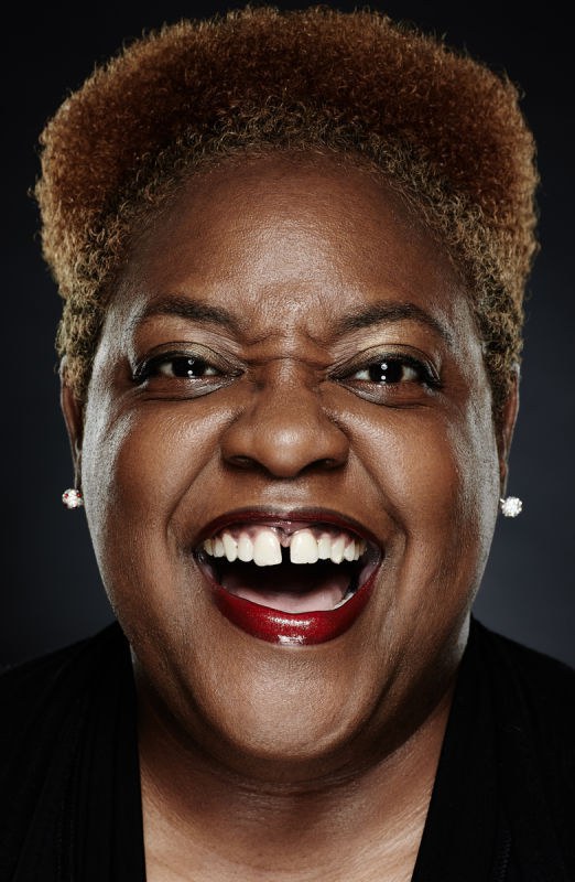 安·詹姆斯 Ann James照片